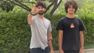 Ishaan Khatter wishes his 'elder tree' Shahid Kapoor with an unseen pic Thumbnail