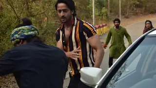 Woh Toh Hai Albelaa : Kanha panics as he is unable to find Nakul Thumbnail