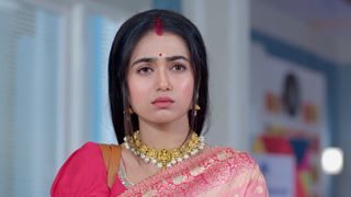 Pyar Ka Pehla Naam Radha Mohan: Damini ask the employees to trouble Radha Thumbnail