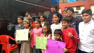 Shalin Bhanot Hosts NGO Kids On The Sets Of Bekaaboo Thumbnail