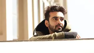 ‘Ajooni’ actor Robin Sohi: It’s up to you to not get into politics in the industry Thumbnail