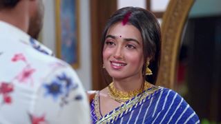 Pyar Ka Pehla Naam Radha Mohan: Will Tulsi be able tell Radha about Gurumaa? Thumbnail