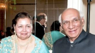 Pamela Chopra, wife of late filmmaker Yash Chopra passes away at 74      thumbnail