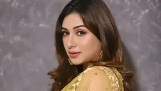 World Laughter Day: Vahbiz Dorabjee shares how as an actor she has to hide her emotions to make people laugh Thumbnail