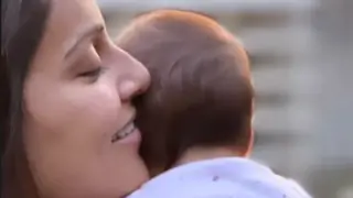 Bipasha Basu shares a glimpse of her perfect sunset view with munchkin Devi - Pic Thumbnail