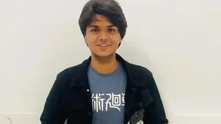 Vighnaharta Ganesh fame Nishkarsh Dixit to make his digital debut with Juhi Parmar Thumbnail