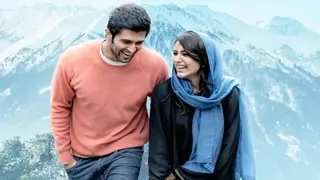 Netizens hail Vijay Devarakonda & Samantha's chemistry in 'Tu Meri Roja' from 'Kushi' Thumbnail