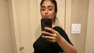 Ileana D'Cruz flaunts pregnancy glow in stunning baby bump mirror selfies