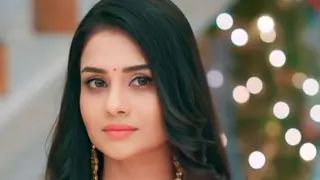 The other side of ‘Rashmi’ aka Dharti Bhatt from Star Bharat’s Woh Toh Hai Albela Thumbnail