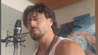 Tiger Shroff delights fans with unexpected singing skills with Nick Jonas and King's 'Maan Meri Jaan' Thumbnail