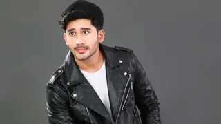 'Pandya Store' fame Arjun Singh Shekhawat reveals he is being offered better roles after his stint in the show Thumbnail
