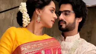 Abrar Qazi and Sargun Kaur Luthra get emotional as they bid Yeh Hai Chahatein an emotional adieu Thumbnail