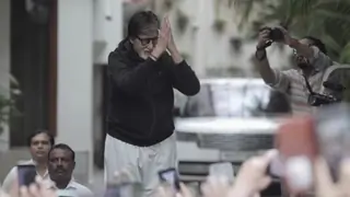Amitabh Bachchan rocks 'Project K' hoodie in a meet-and-greet session outside Jalsa Thumbnail