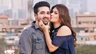 Bigg Boss 11's Bandgee Kallra break up with Puneesh Sharma after dating for Five Years.  Thumbnail