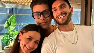 Alia Bhatt thanks fans for loving 'Rocky Aur Rani..'; drops a delightful picture with Ranveer and Karan Johar Thumbnail