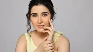 Sheena Bajaj to make her Bollywood debut with Non Stop Dhamaal thumbnail