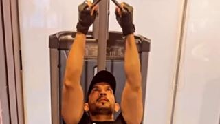 Arjun Bijlani ensures he works out regularly, be it in the gym or on the sets of PKPASS