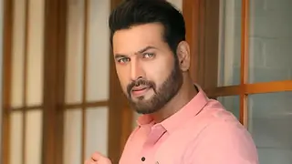 "I was 6 feet away from the shot blast, felt scared" - Rumi Khan on an incident while shooting for 'Gadar 2' Thumbnail