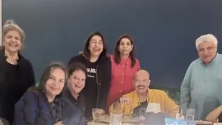 Shabana Azmi's shares images of a memorable gathering at Rakesh Roshan's Khandala residence Thumbnail