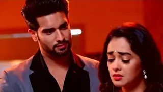 Kumkum Bhagya: Akshay to take Prachi on a honeymoon leaving  Ranbir in a fix Thumbnail