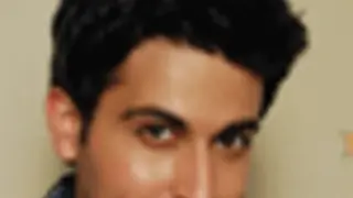 Dheeraj Dhoopar enters Behenein.. Thumbnail