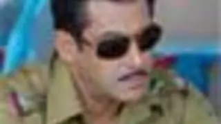 Chulbul Pandey comes to the rescue of Nakusha Thumbnail