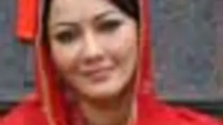 Nausheen back on small screen! Thumbnail