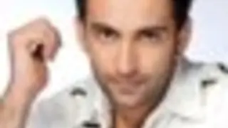 Nandish Sandhu and Mallika Sherawat to sizzle on same stage Thumbnail