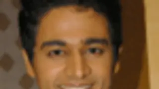 'I am not dating anyone' - Gaurav Khanna Thumbnail