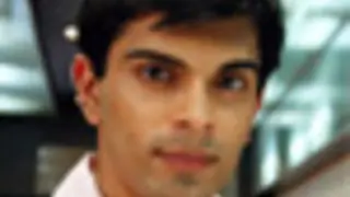 New Year wish from Karan Singh Grover Thumbnail
