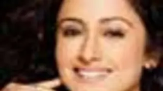 Divya Dutta gets candid Thumbnail