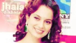 Kangna not happy with her past Thumbnail