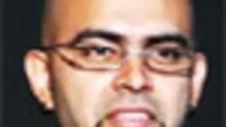 Raghu Ram hurts himself in a fire-task ... Thumbnail