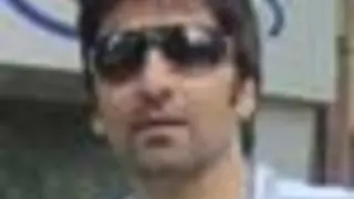 Zeb Khan plays the Perfect Son role in real life... Thumbnail