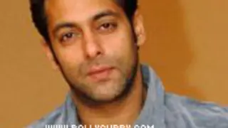 Salman's item song in Joker scrapped?! Thumbnail