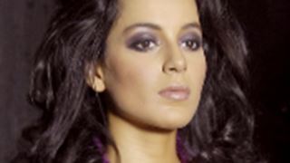 Kangna Finds Style Amiss! Thumbnail