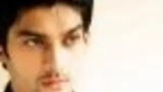 Aditya Redij's holiday woes... Thumbnail
