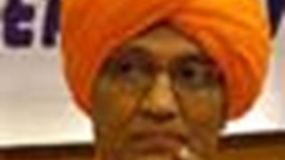 'I am not getting paid for Bigg Boss 5"- Swami Agnivesh