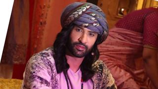 Kanan A Malhotra plays Tabla for an upcoming episode in Punyashlok Ahilyabai 
