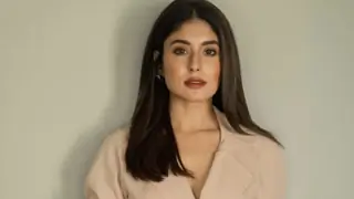 Kritika Kamra's "Bambai Meri Jaan" becomes the First Indian OTT Series to premiere internationally in London Thumbnail
