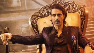 Arjun Rampal looks menacing as Rahul Sanghvi in a still from Nandamuri Balkrishna's 'Bhagvanth Kesari' Thumbnail