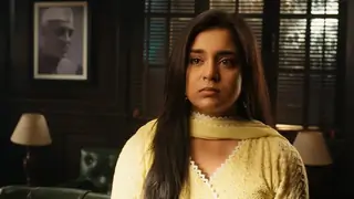 Kavya- Ek Jazbaa, Ek Junoon: Video of Kavya falling from a cliff circulates, Academy training questioned Thumbnail