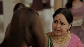 Pandya Store: Dolly faces Amba's anger Thumbnail