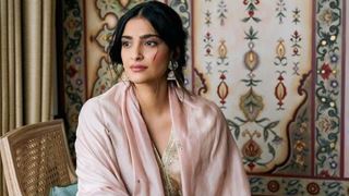 Sonam Kapoor stuns in ethnic attire as she unveils her new Mumbai residence- Have a look