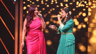 Gayathry Rajiv aka “Kingini” performs a dazzling duet with Judge Shreya Ghoshal