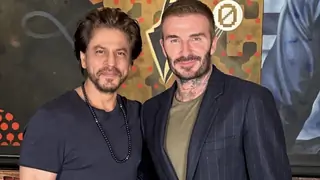 Shah Rukh Khan and David Beckham's iconic meet-up captured in a frame thumbnail