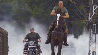 Akshay Kumar celebrates 16 years of 'Welcome' with exclusive glimpse from 'Welcome to the Jungle' sets thumbnail