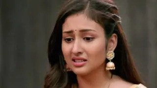 Parineetii: Neeti tries to strangle Pari in the ICU