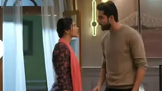 Jhanak: Anirudh asks Jhanak to stay back for a few more days, she skeptically agrees Thumbnail