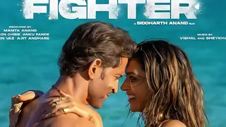 'Fighter' goes through CBFC cuts over 'sexually suggested visuals' Thumbnail